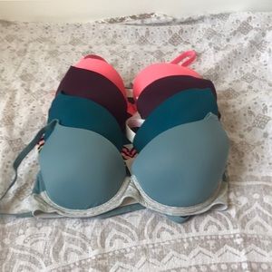 30C VS PINK bras